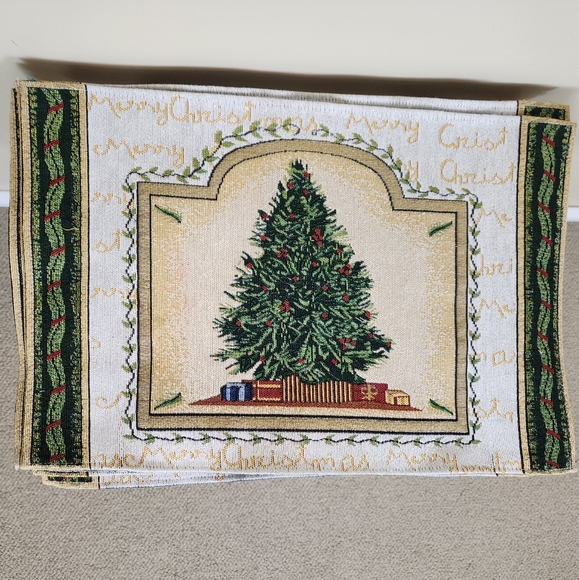 Loon Lake Weavers Christmas Placemats - Set of 7 Christmas Tree Print - Picture 6 of 6